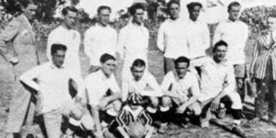 1923