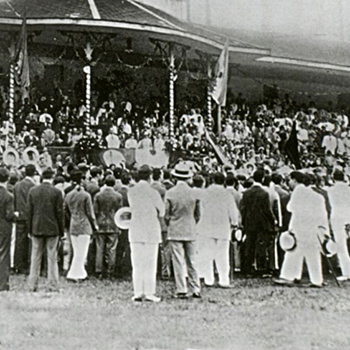 1922