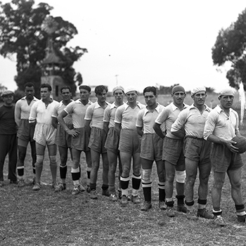 1942