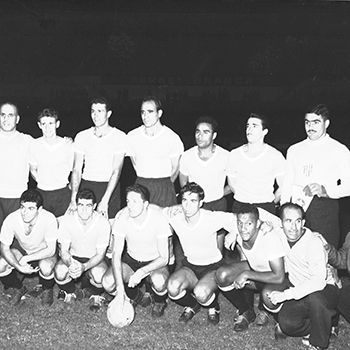 1957